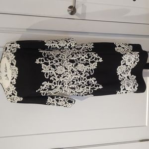 NEW Adrianna Papell Black&white dress